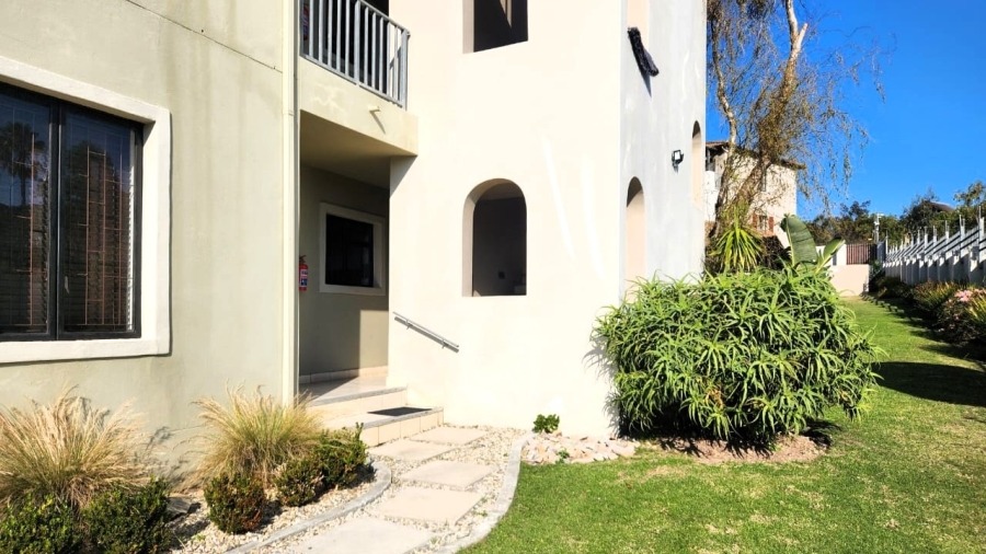 3 Bedroom Property for Sale in Santini Village Western Cape